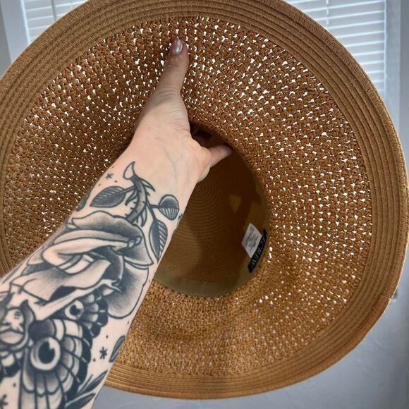 J.Crew Beachy Boho Wide Brim Floppy Straw Hat - Picture 2 of 6